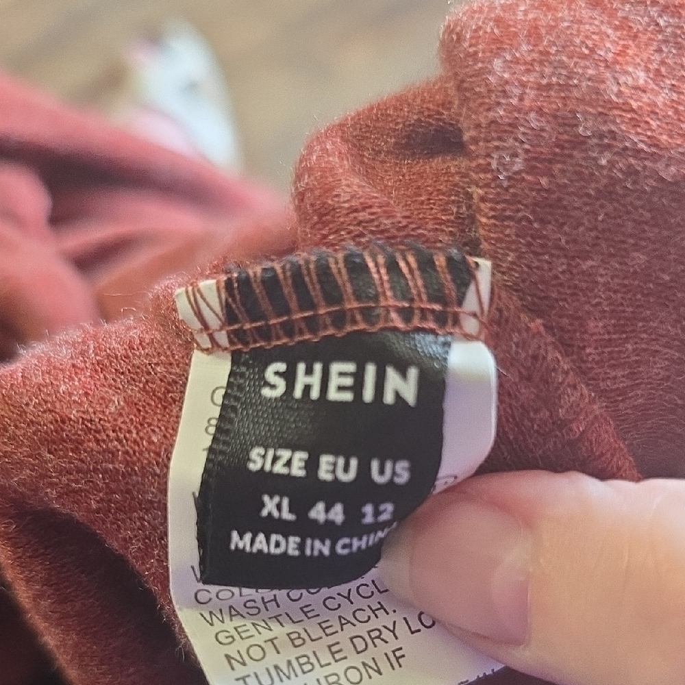 SHEIN Pink Flutter Sleeve Ruffled Blouse - Picture 3 of 4